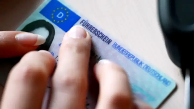 Fast jeder Zweite fällt durch: Führerschein bleibt hohe Hürde in Baden-Württemberg