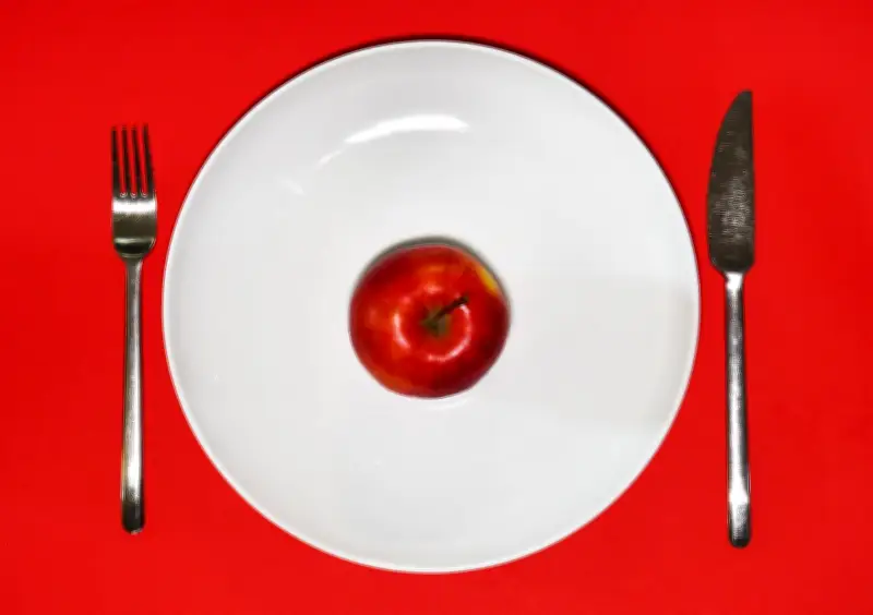 Fastenzeit startet: Warum bewusster Verzicht unsere Psyche stärkt und Resilienz fördert