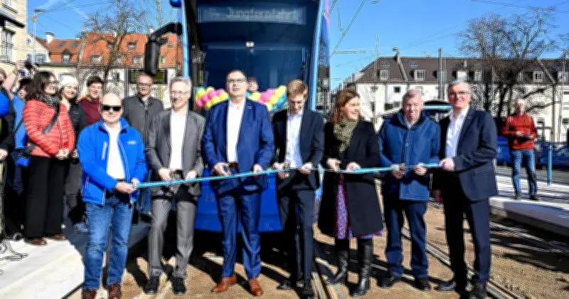 Feierliche Eröffnung der Tram-Westtangente in München: Erster Abschnitt geht in Betrieb