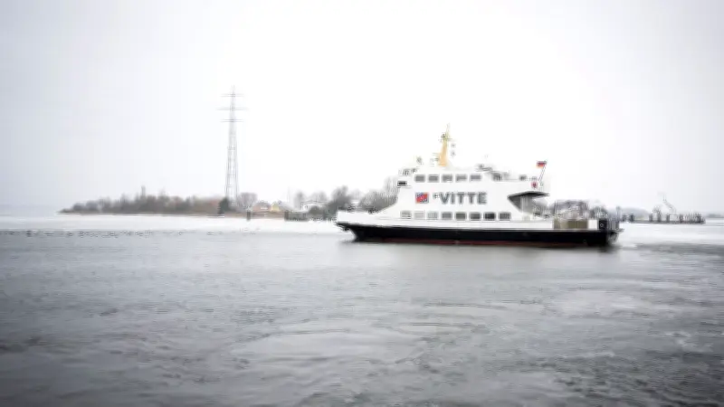 Fährverkehr zu Hiddensee erneut eingestellt - diesmal wegen Niedrigwasser