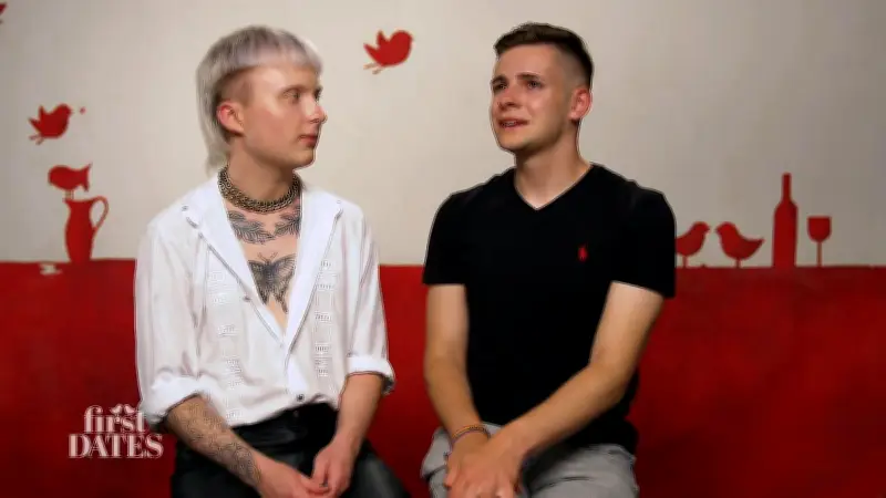 First Dates: BWL-Student und Friseur planen zweites Date bei Kaffee