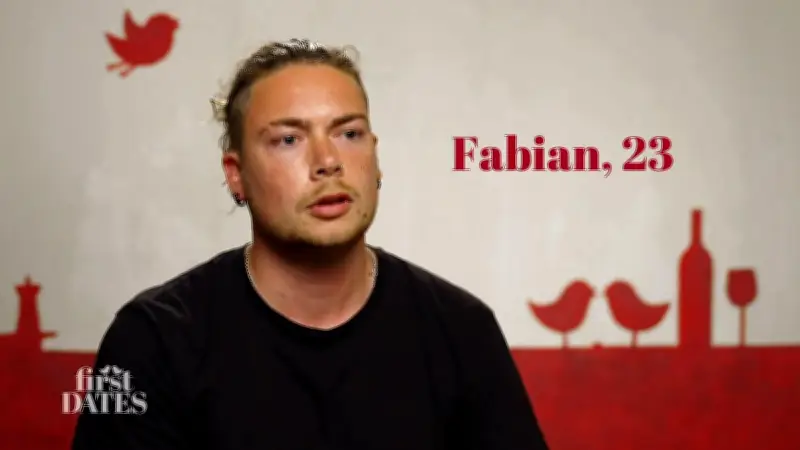 First Dates: Fabian und Sara trinken Alkohol gegen Nervosität beim ersten Treffen