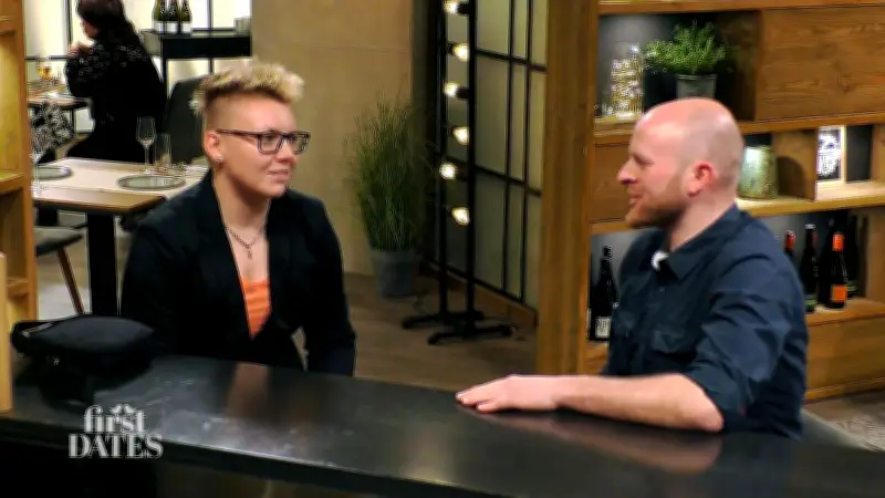 First Dates: Sportliches Match zwischen Georg und Skadi – Funkt die Chemie?