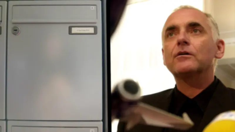 Fischer Air: Fluggesellschaft ohne Flugzeuge - Briefkasten als Deutschland-Sitz