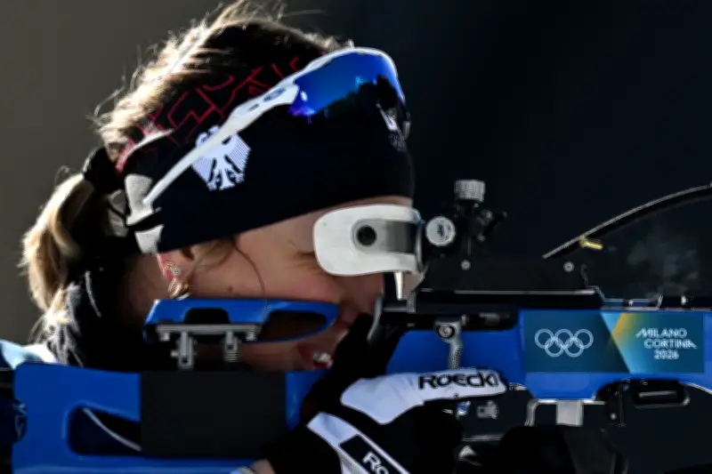 Franziska Preuß verpasst Olympia-Medaille in Antholz nach riskantem Finale