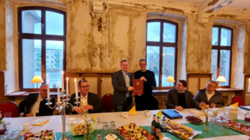 Fördermittel befreien Ducherow von DDR-Altschulden: Land unterstützt kommunalen Schuldenabbau