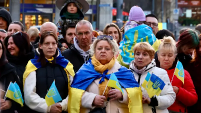Gedenken in Halle: Gedämpfte Stimmung bei Solidaritätskundgebung für Ukraine