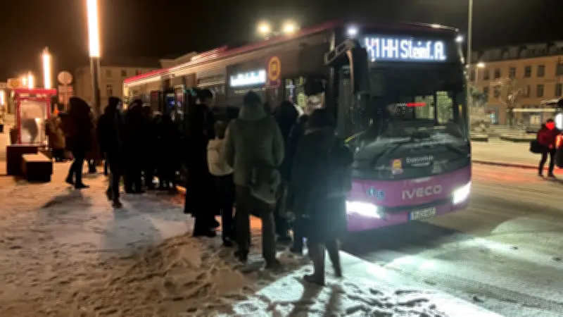 Generalsanierung Berlin-Hamburg verzögert sich: Pendler in Schwerin zahlen den Preis