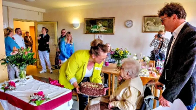 Gerda Alter feiert 105. Geburtstag in Wittenberg: Ein Leben voller Vitalität