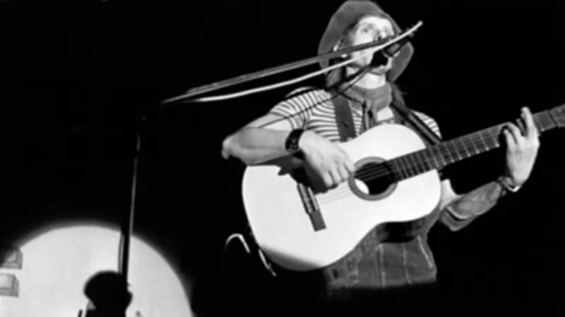 Gerhard Gundermann: Vom Baggerfahrer zum Kult-Liedermacher der DDR