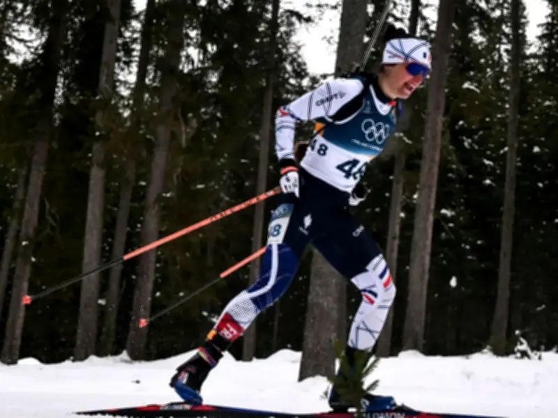 Gesundheitliche Probleme: Biathlon-Star Julia Simon pausiert bei Verfolgung