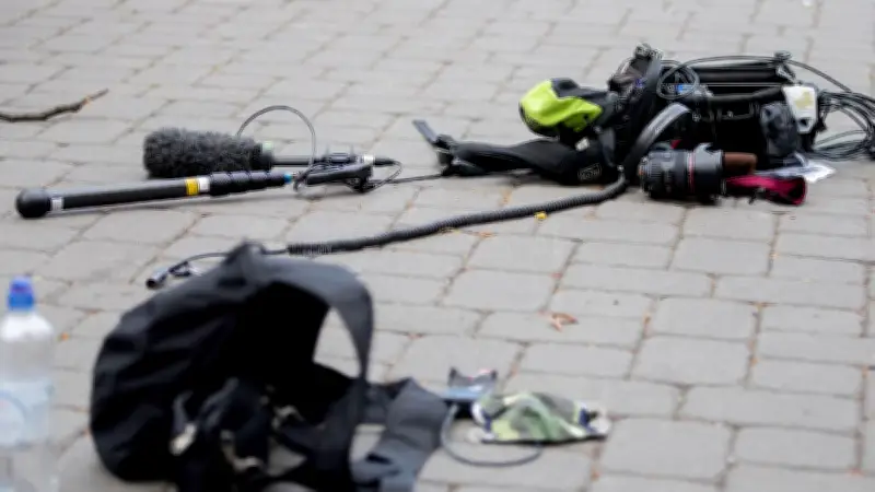 Gewalt gegen Journalisten in Sachsen steigt rasant: 16 Körperverletzungen in 20 Monaten