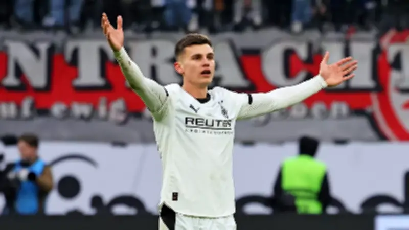 Gladbach in der Krise: Engelhardt fordert Aufklärung nach Kar-Ins-Gesicht-Vorfall