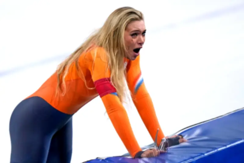 Gold-Rennanzug von Eisschnelllauf-Star Jutta Leerdam für 195.000 Euro versteigert