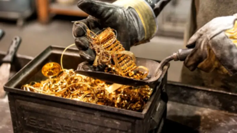 Goldverkauf nach Kurssturz: So handeln Sie jetzt richtig und vermeiden Verluste