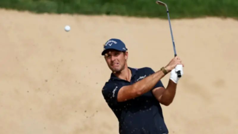 Golf-Profi Andrea Pavan stürzt drei Stockwerke tief in Aufzugschacht - Schwere Verletzungen