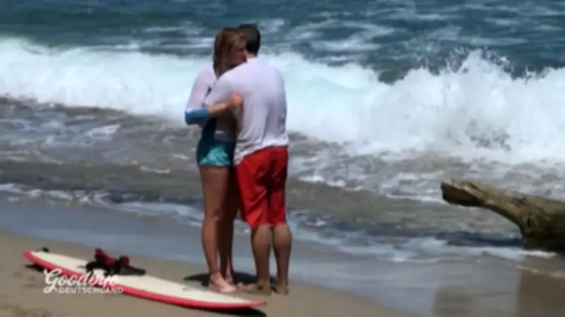 Goodbye Deutschland: Erster Gast im Hotel von Lenny und Lara – Wird der Erfolg anhalten?