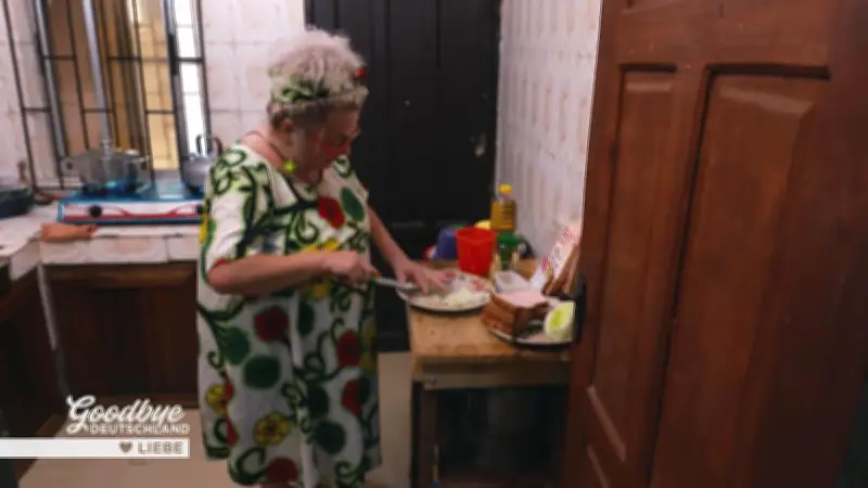 Goodbye Deutschland: Susann kocht bayerischen Kartoffelsalat in Nigeria als Dank