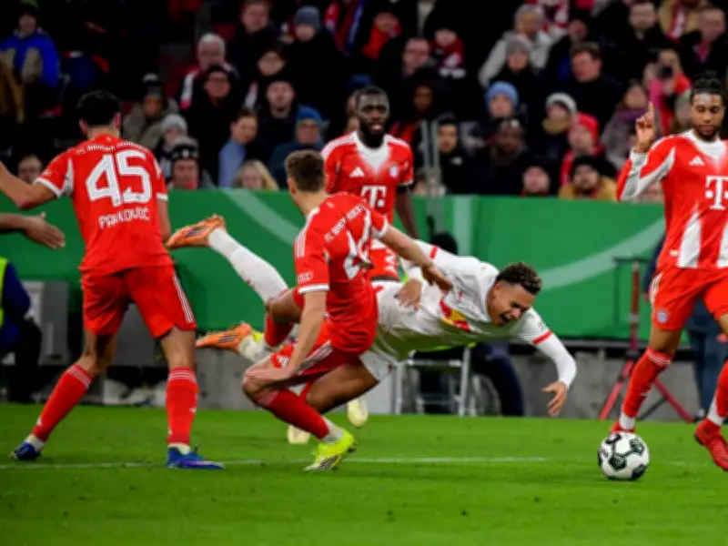 Gräfe schimpft über Elfmeter-Entscheidung: Klarer Pfiff gegen Bayern verwehrt?