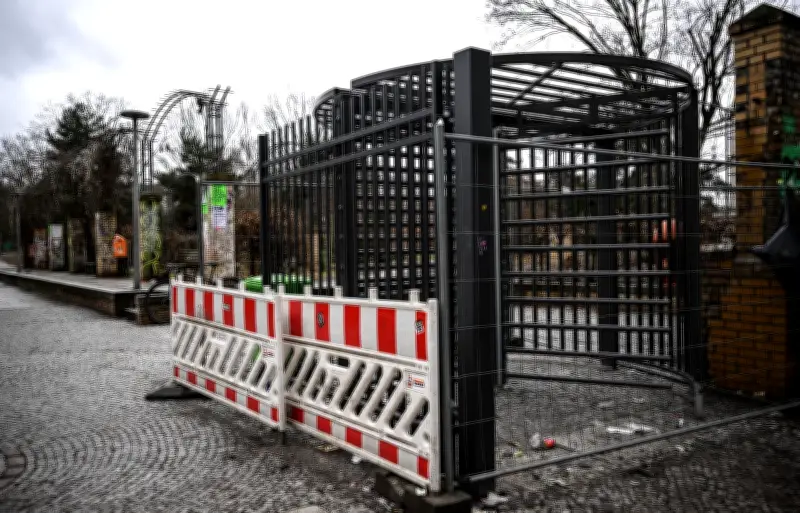 Görlitzer Park in Berlin-Kreuzberg: Tor vor nächtlicher Schließung beschädigt – Staatsschutz ermittelt