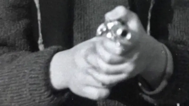 Großeinsatz in Hamburg-Billstedt: Jugendlicher mit Spielzeugpistole festgenommen