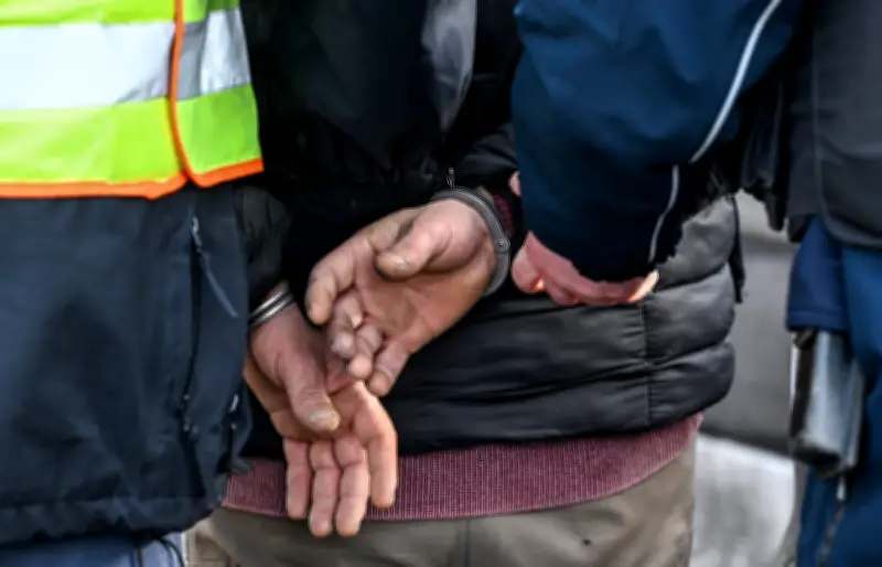 Großrazzia in Berlin: Sechs Festnahmen bei Drogenbanden-Einsatz im Märkischen Viertel