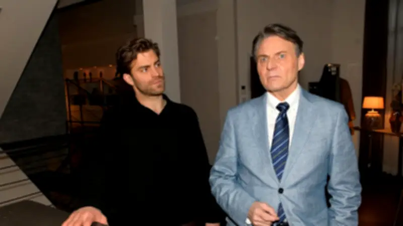 GZSZ auf RTL+: Krisenrat jagt Carlos' Geheimnis - Jonas' Fieber gibt Rätsel auf