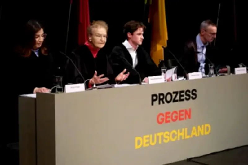 Hamburger Lessingtage: Theaterprojekt stimmt für Prüfung eines AfD-Verbots