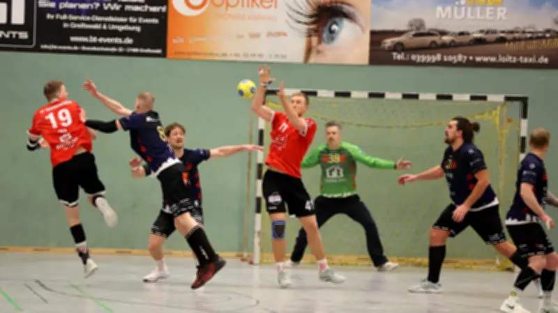 Handball-Regionalliga: Uni-Trainer Radloff warnt vor Blamage gegen Grünheide