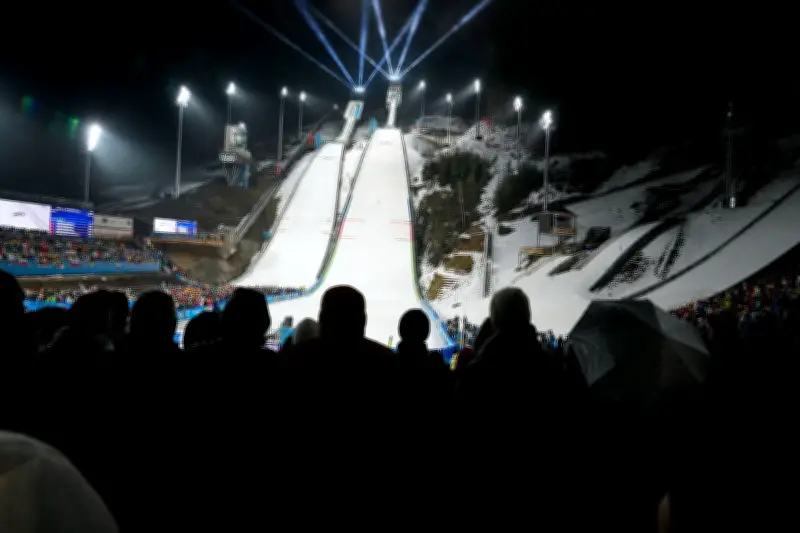 Handgranate aus Zweitem Weltkrieg auf Olympia-Parkplatz in Predazzo entdeckt