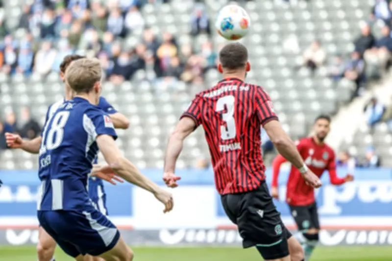 Hannover 96 erklimmt zweiten Platz: Müde Hertha Berlin mühelos ausgespielt