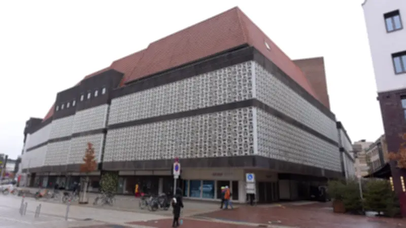 Hannover: Leeres Kaufhaus wird zur Schule - 4000 Schüler sollen Innenstadt beleben