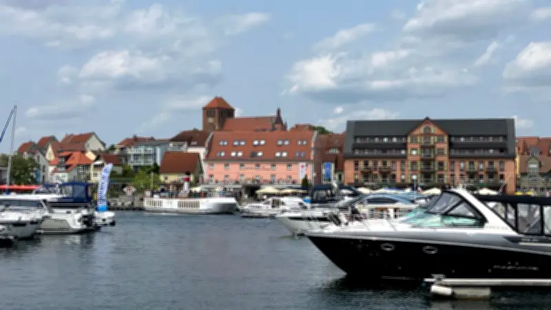 Haushaltsstopp in Waren: Stadtvertretung blockiert Etat wegen ungeklärter Personalfragen