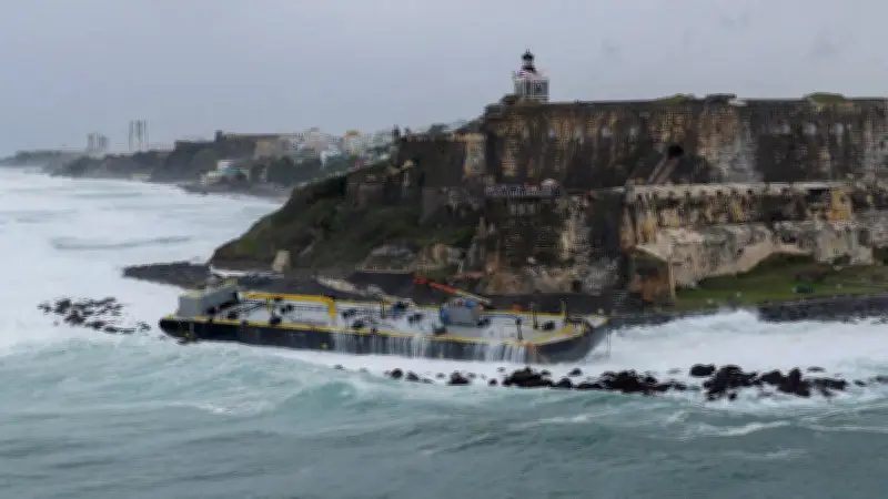 Havarie vor Puerto Ricos Wahrzeichen: Leerer Tanker strandet an historischer Festung