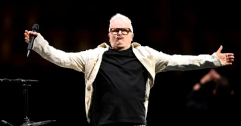 Herbert Grönemeyer verzaubert mit akustischer Tournee: Liebesrausch in der Olympiahalle