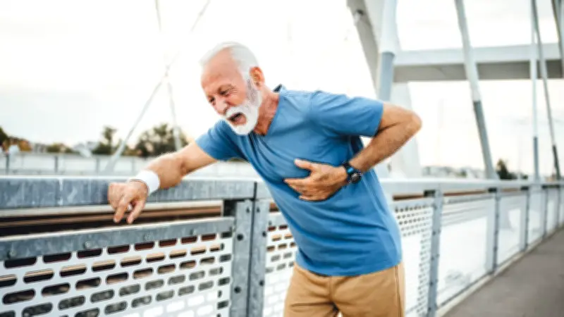 Herzrhythmusstörungen erkennen: Warnsignale wie Ohnmacht ernst nehmen