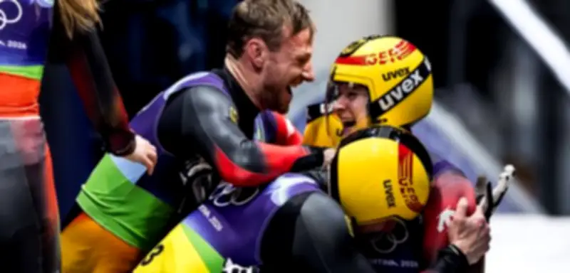 Historisches Gold in Cortina: Deutsches Rodel-Duo Arlt/Wendl krönt Karriere mit Teamstaffel-Triumph