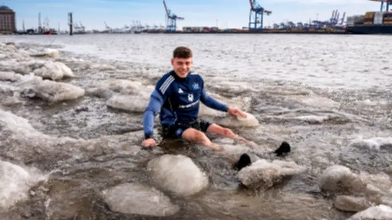 HSV-Trainer Remberg wagt eiskaltes Elbe-Bad trotz Minusgraden
