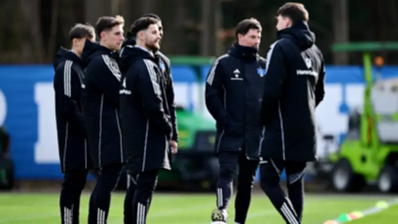 HSV-Trainer trifft spannende Personalentscheidung: Dieser Stürmer startet gegen Leipzig