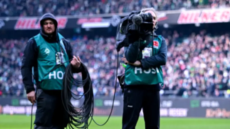 HSV-TV-Attacke: Boss fordert neue 15:30-Uhr-Konferenz im Fußball