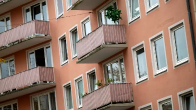 IG BAU warnt: Wohnungsnot für Azubis und Rentner in Nordwestmecklenburg spitzt sich zu