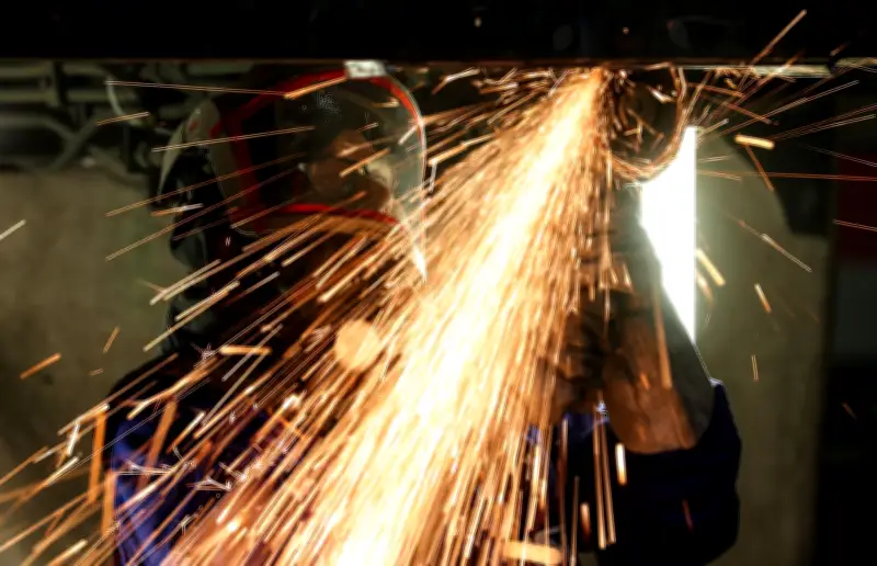 IHK-Umfrage: Unternehmen in Sachsen-Anhalt bleiben pessimistisch - Bürokratie und Kosten belasten