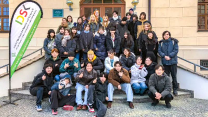 Internationale Winter-Akademie in Wittenberg: Junge Menschen aus Japan und Kolumbien entdecken deutsche Kultur
