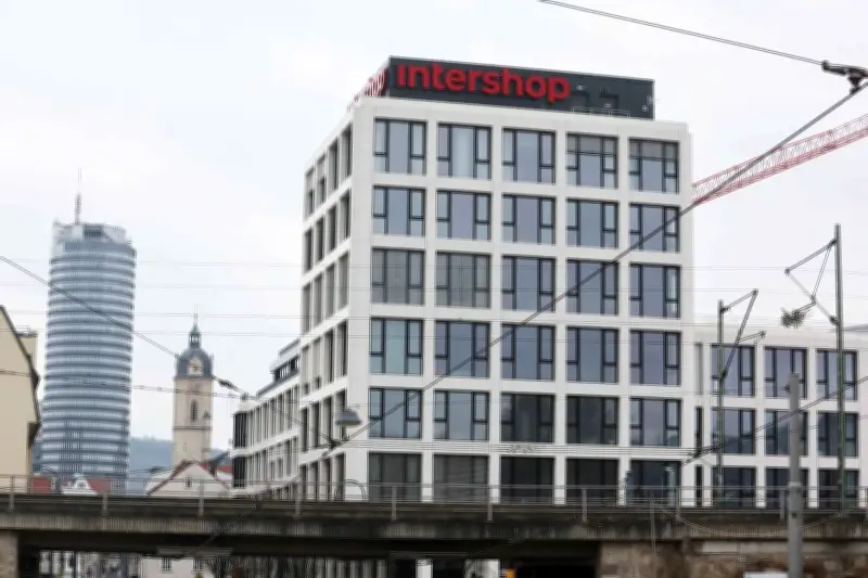 Intershop präsentiert Geschäftszahlen 2025: Verluste durch Kunden-Zurückhaltung