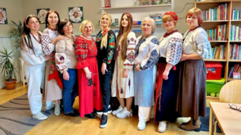 Iranische Fotografin porträtiert ukrainische Flüchtlingsfrauen im Saalekreis