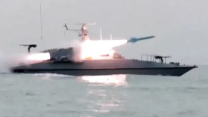 Iranische Militärübung in der Straße von Hormus: Revolutionsgarden demonstrieren Stärke