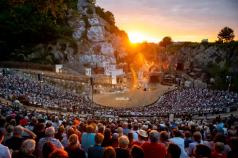 Isabel Varell und Florian Fitz als Gaststars bei Karl-May-Spielen in Bad Segeberg