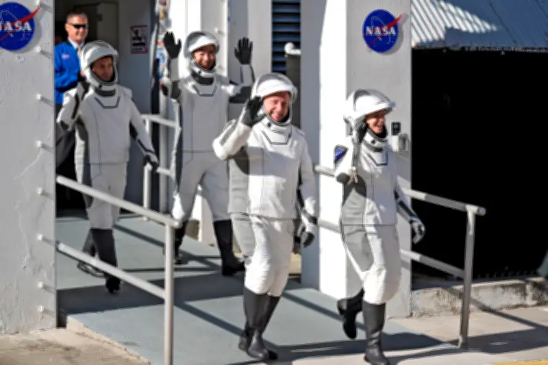 ISS-Rückholaktion: Betroffener Astronaut Mike Fincke identifiziert sich nach medizinischem Notfall