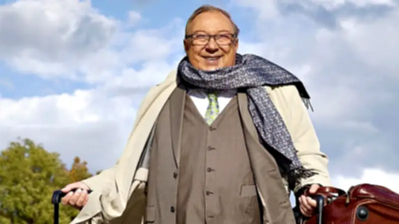 Jaecki Schwarz feiert 80. Geburtstag: Vom Berliner zum Kult-Kommissar in Sachsen-Anhalt