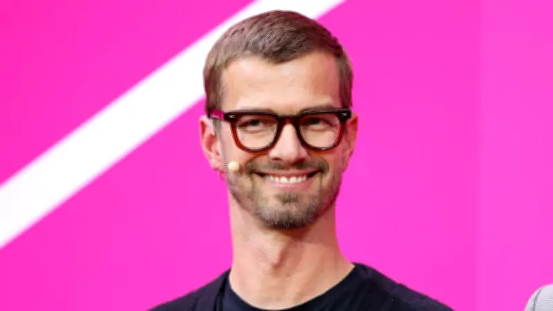 Joko Winterscheidt: Vom Werbekaufmann zum TV-Star und Unternehmer